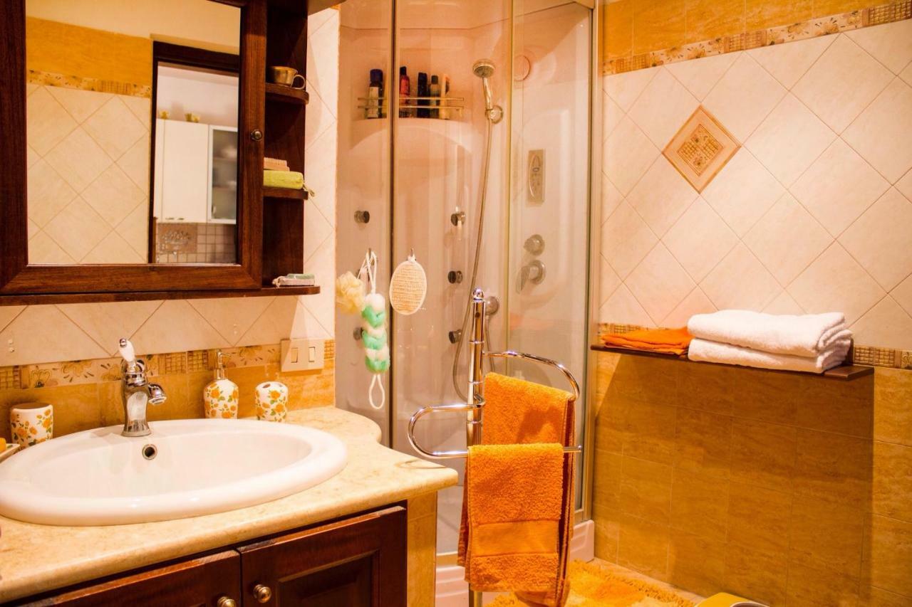 A Casa Di Alice Locazione Turistica Lägenhet Palermo Exteriör bild